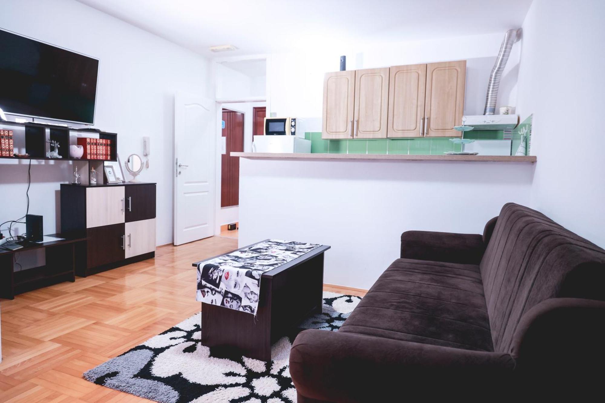 Lucasa Apartman Szabadka Kültér fotó